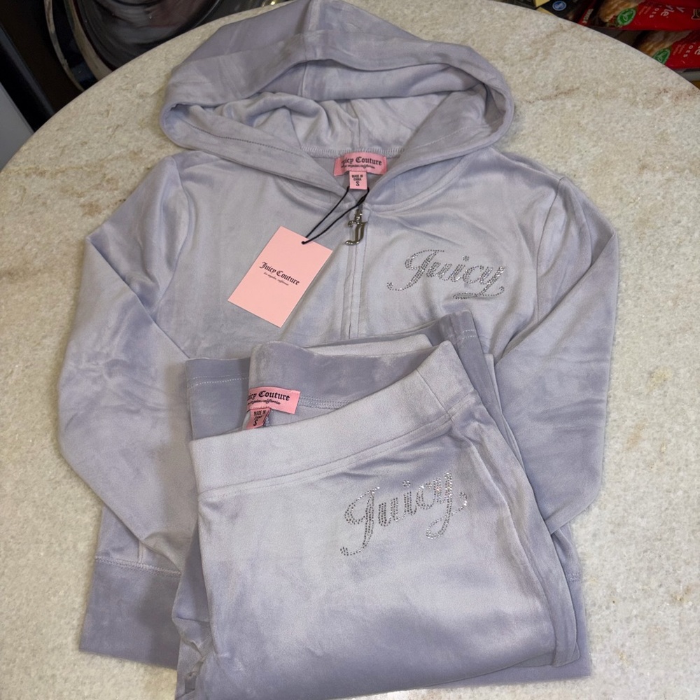 Juicy Couture y2k Lavender Haze velour rhinestone bling tracksuit size small